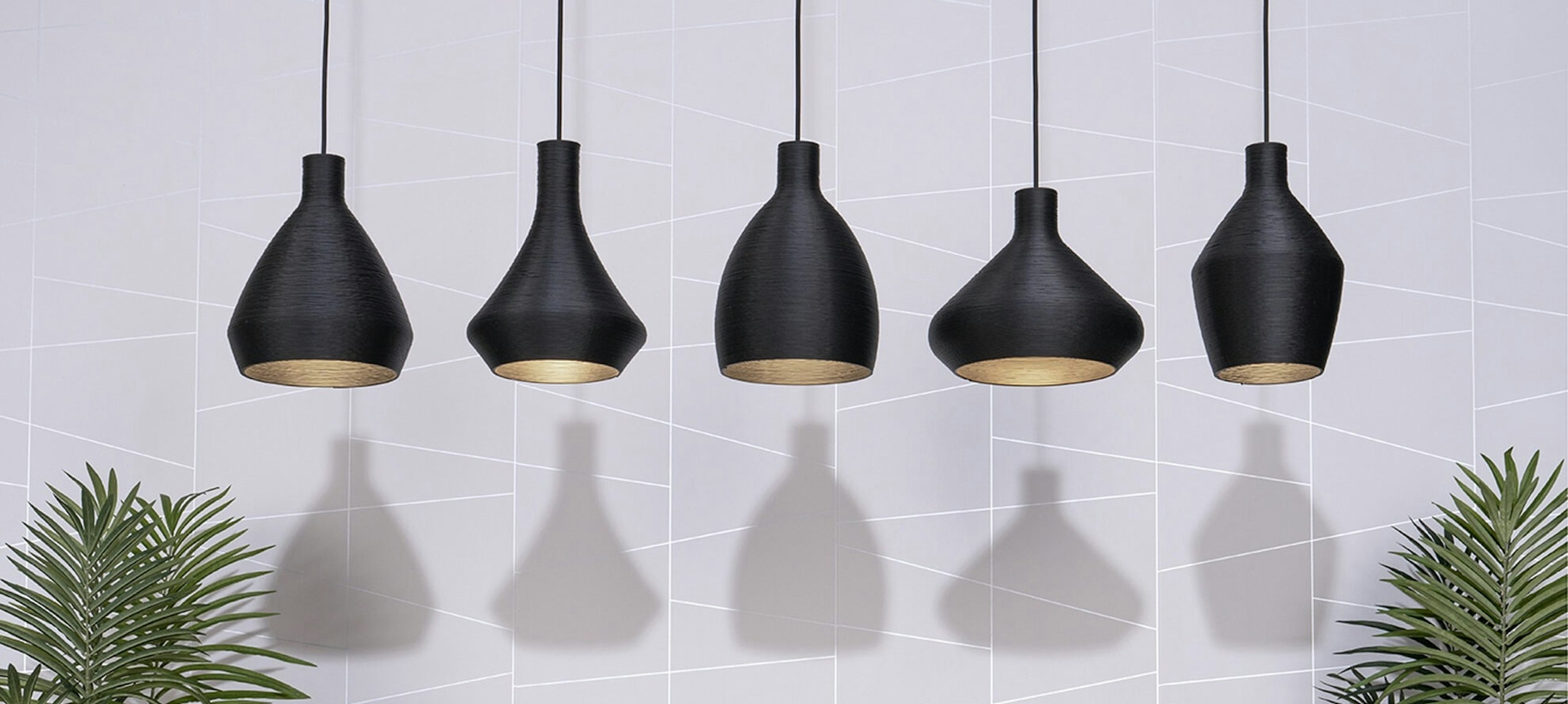 LIGHTART COIL PENDANT 5 BLACK BLACKWALL 3web